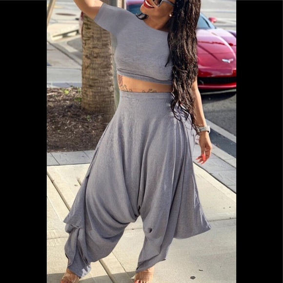 Asymmetrical Short Sleeve Crop Top & Harlam Pants Outfit - Picture 3 of 7